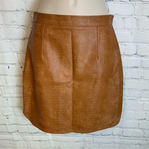 Missguided Stretchy Vegan Crocodile Mini Skirt Size 8